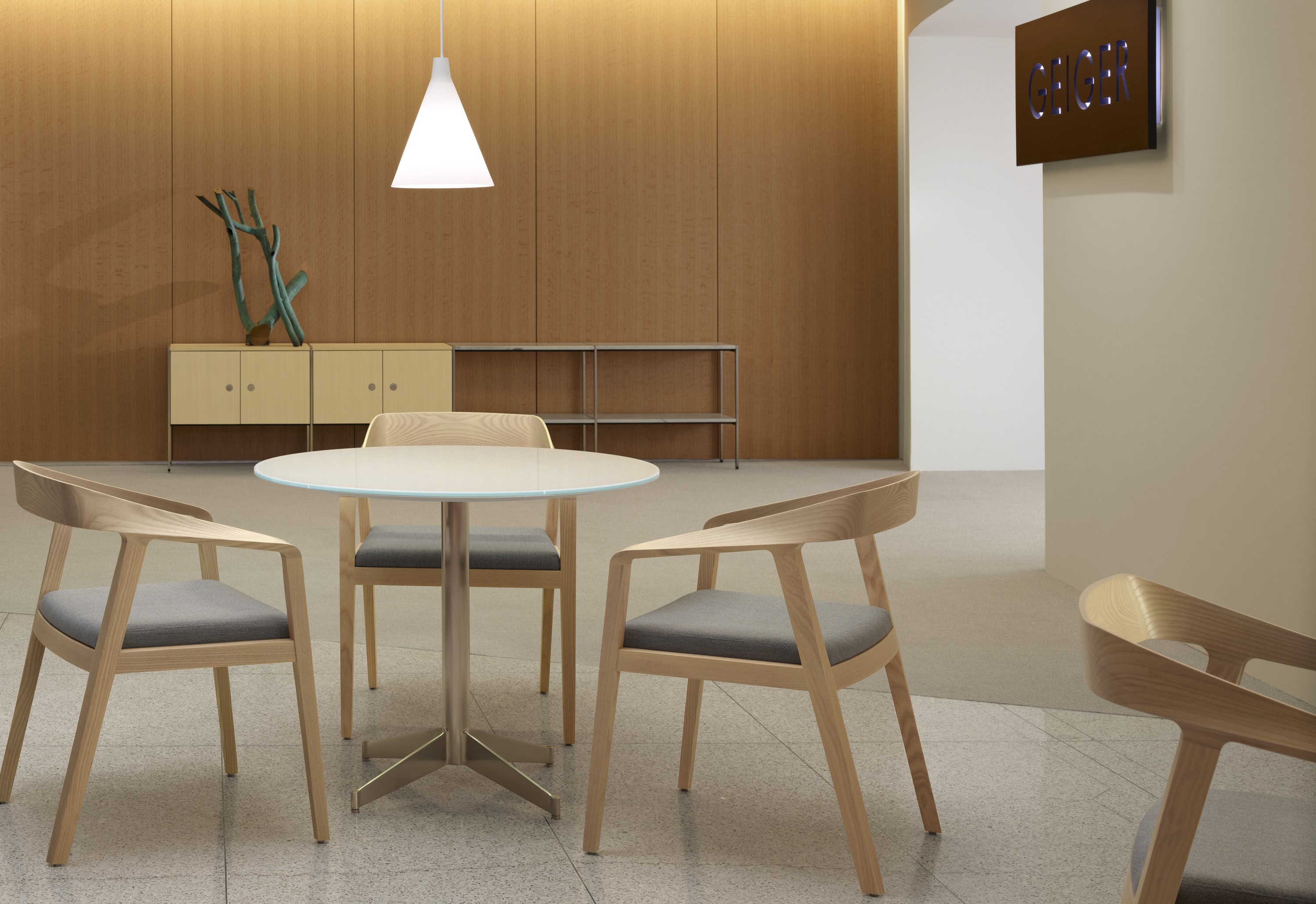 乐竞平台 - 储物|储物柜|办公家具|设计师家具|H Frame 储物柜